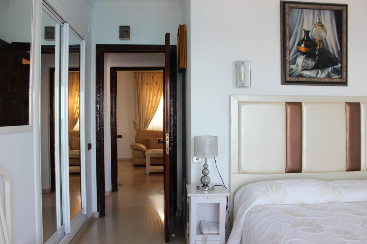 Hotel Paraiso Del Mar เนร์คา ภายนอก รูปภาพ