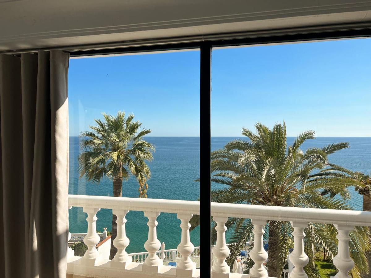 Hotel Paraiso Del Mar เนร์คา ภายนอก รูปภาพ