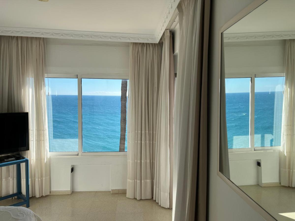 Hotel Paraiso Del Mar เนร์คา ภายนอก รูปภาพ