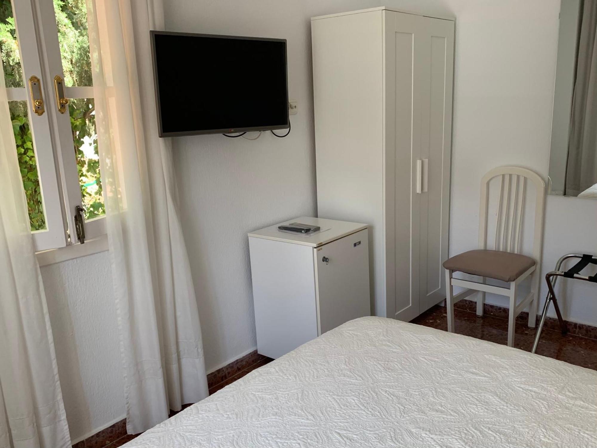 Hotel Paraiso Del Mar เนร์คา ห้อง รูปภาพ