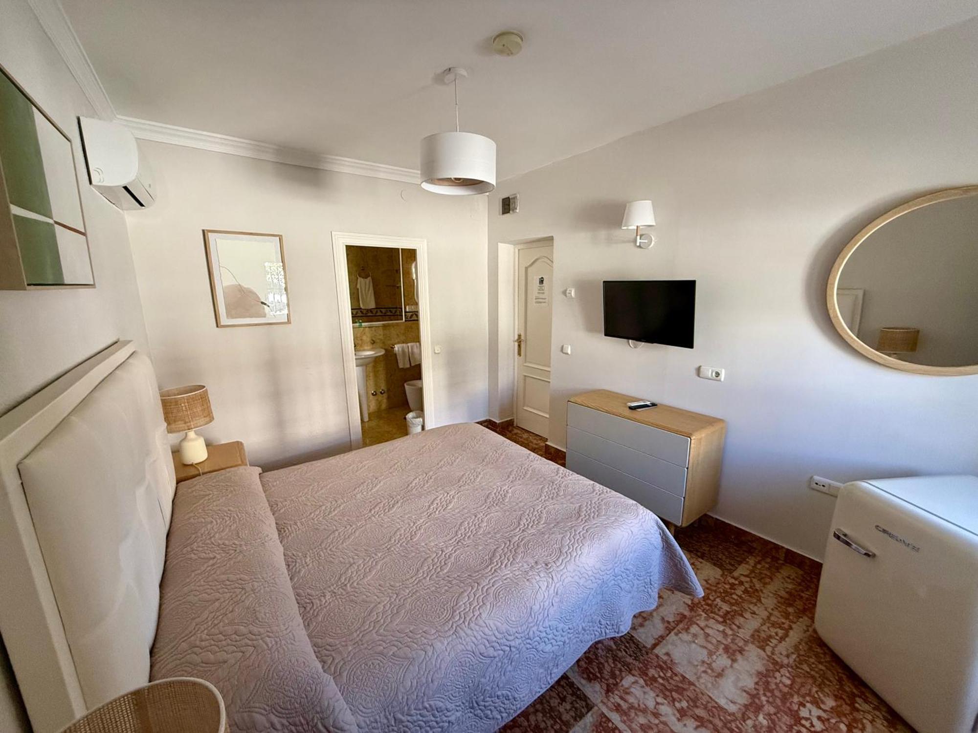 Hotel Paraiso Del Mar เนร์คา ห้อง รูปภาพ