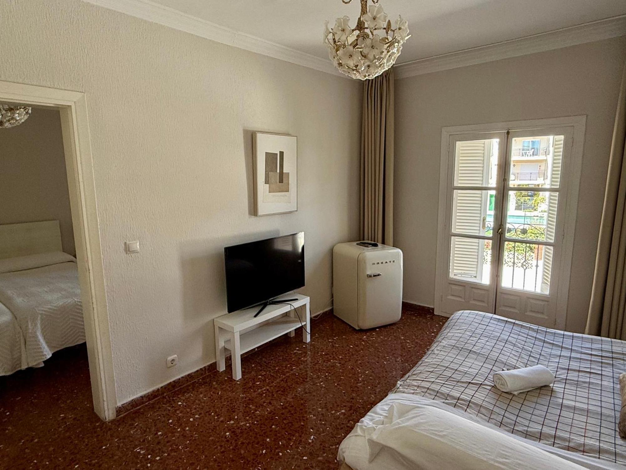 Hotel Paraiso Del Mar เนร์คา ห้อง รูปภาพ