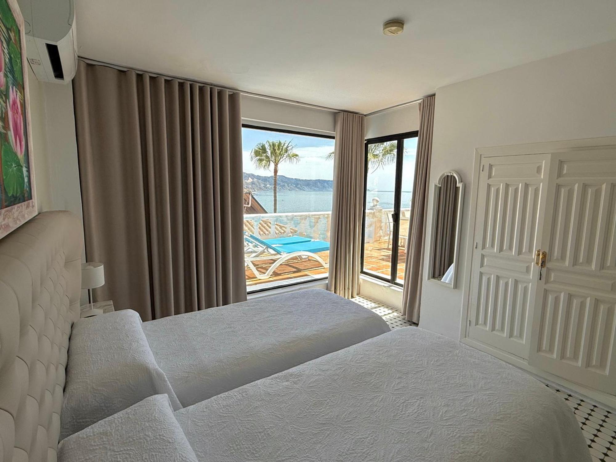 Hotel Paraiso Del Mar เนร์คา ห้อง รูปภาพ